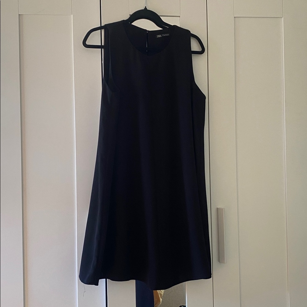 Zara sleeveless dress in BLACK NWOT